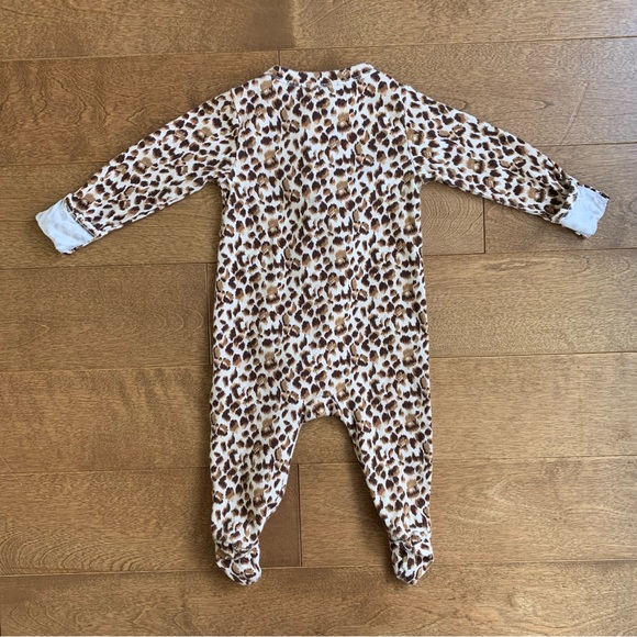 2/$10 OLD NAVY Baby girl leopard pyjamas 3-6m - Picture 4 of 4